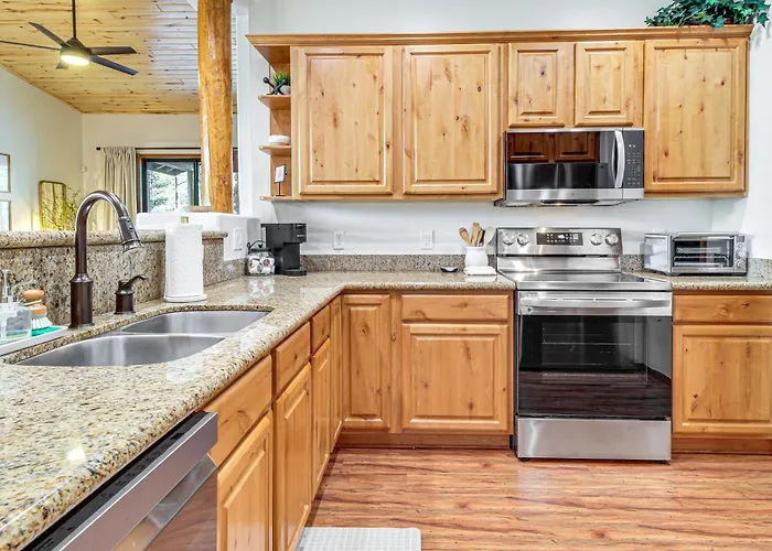 Hot Tub, Deck & Grill! Mtn Retreat In Show *